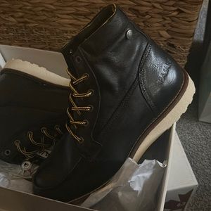 Pajar Men’s Casual leather boot sz 9 fleece inside